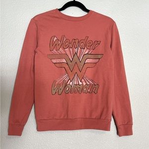 Donde woman pullover